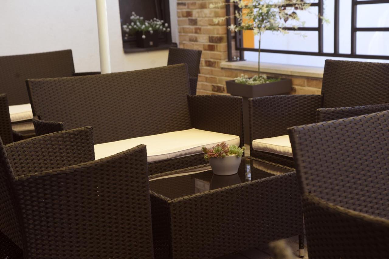 "Mini Hotel Vienna" Apartments Vrnjačka Banja Екстериор снимка